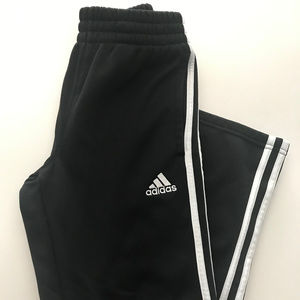 ❄️ SALE  NWOT Kids Adidas Black Sweatpants w/ White Stripes